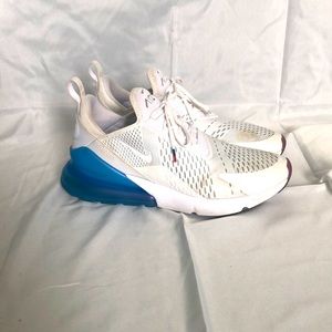 Nike Air Max 270 White/Metallic silver/Blue